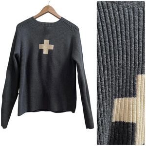 Vintage Victorinox Men’s Gray Ribbed Swiss Army Graphic Pullover Sweater Small